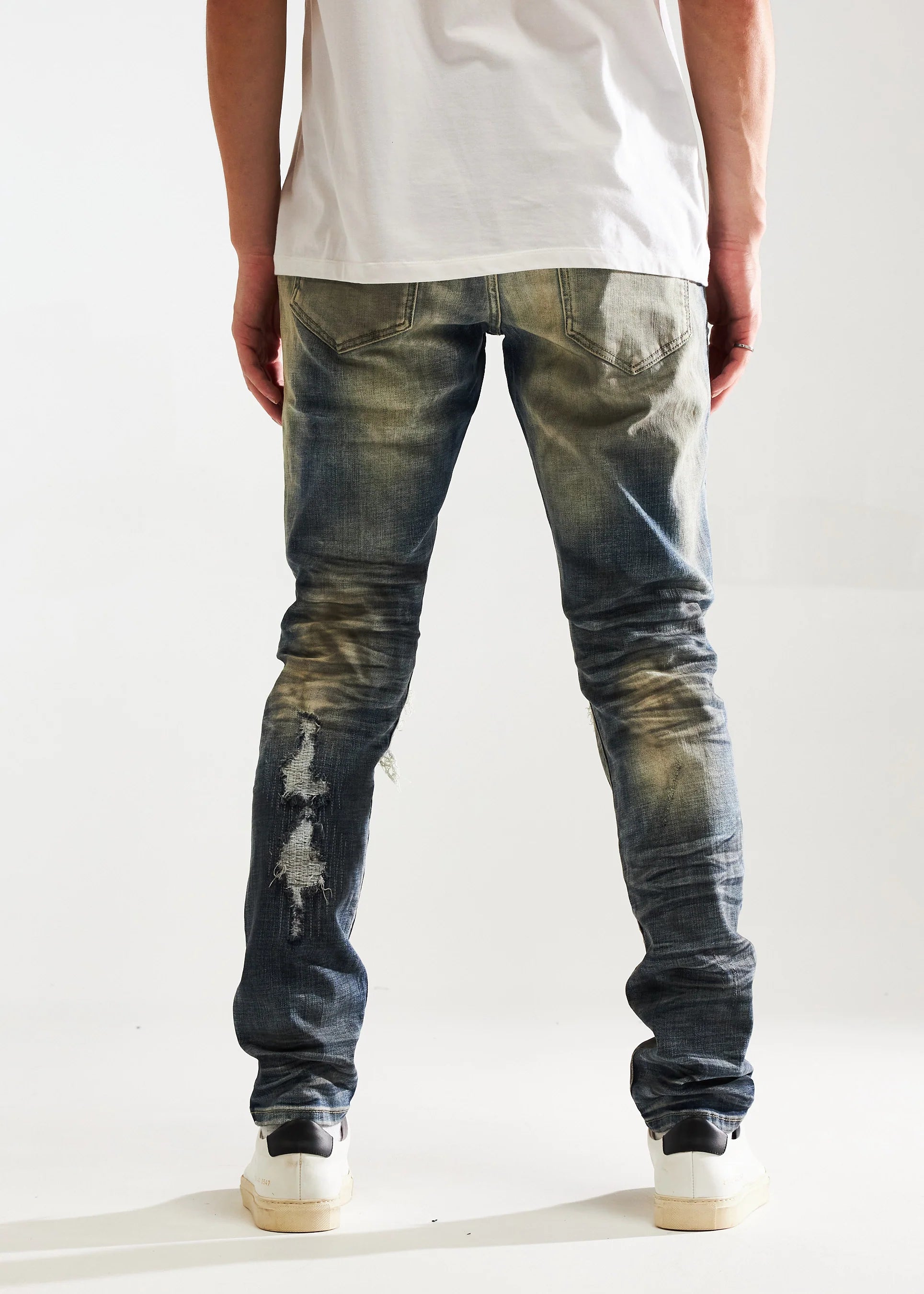 EMBELLISH BLUE WASH JEANS