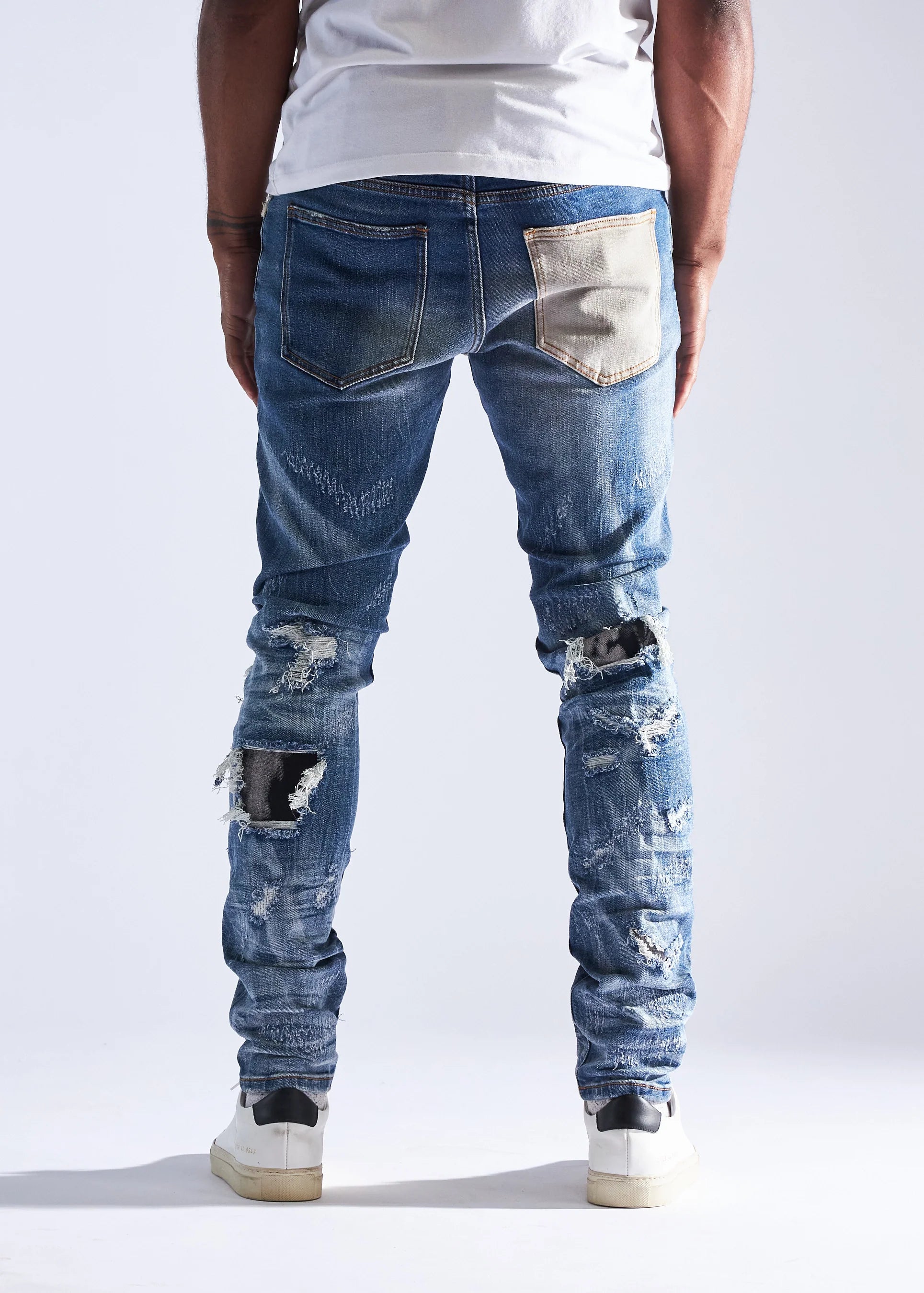 EMBELLISH INDIGO JEANS