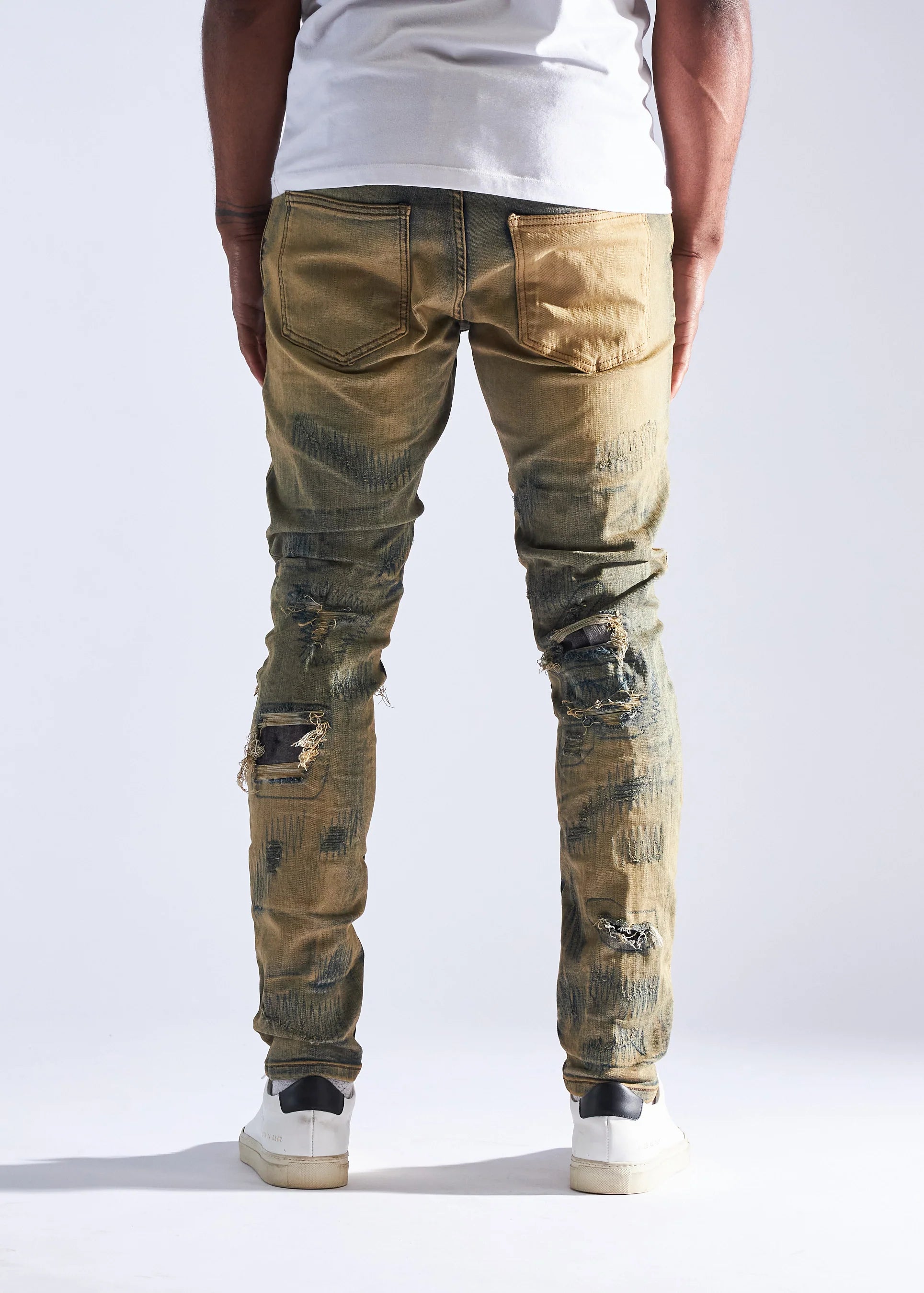 EMBELLISH SAND JEANS
