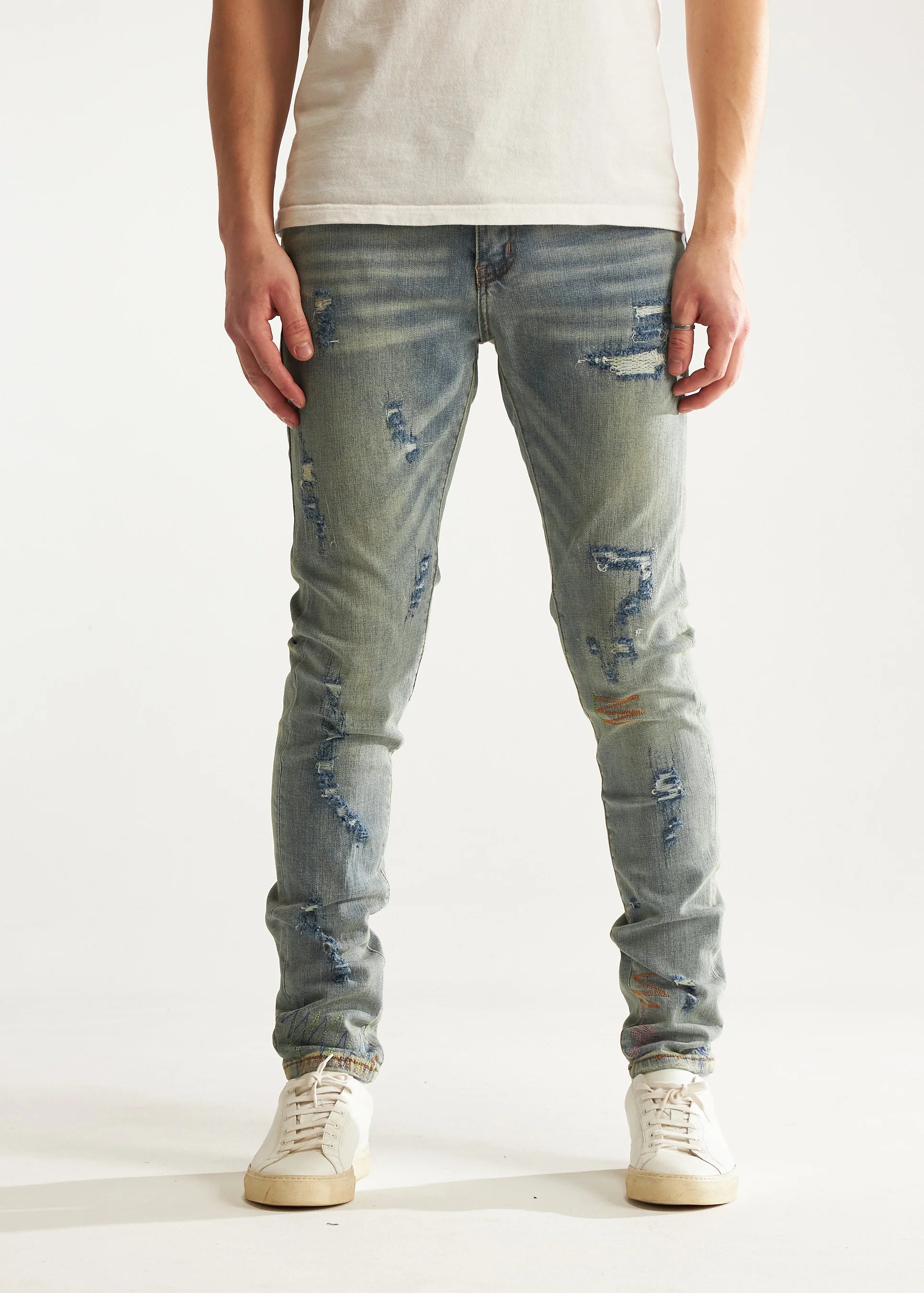 EMBELLISH LT INDIGO JEANS