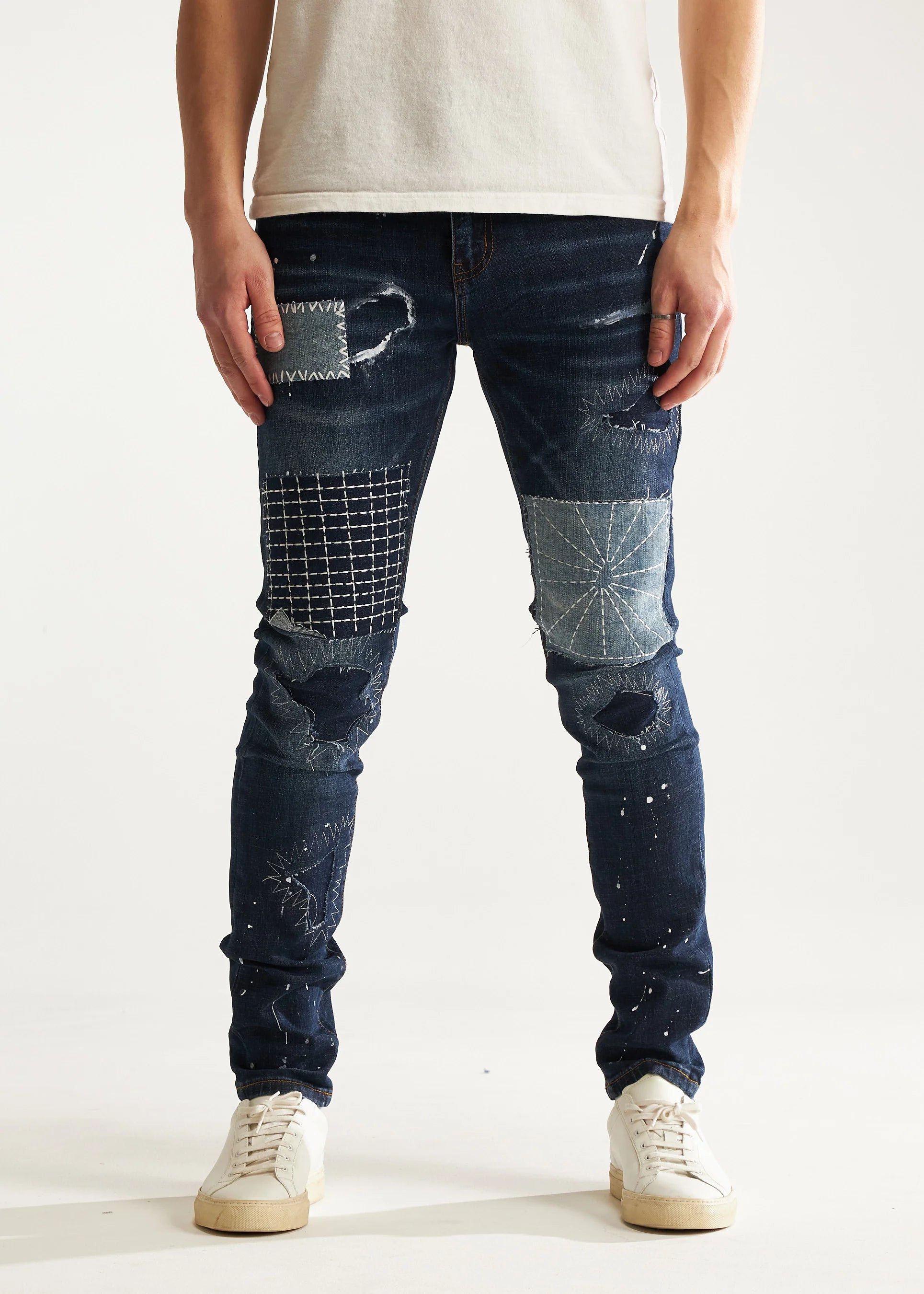 EMBELLISH INDIGO JEANS