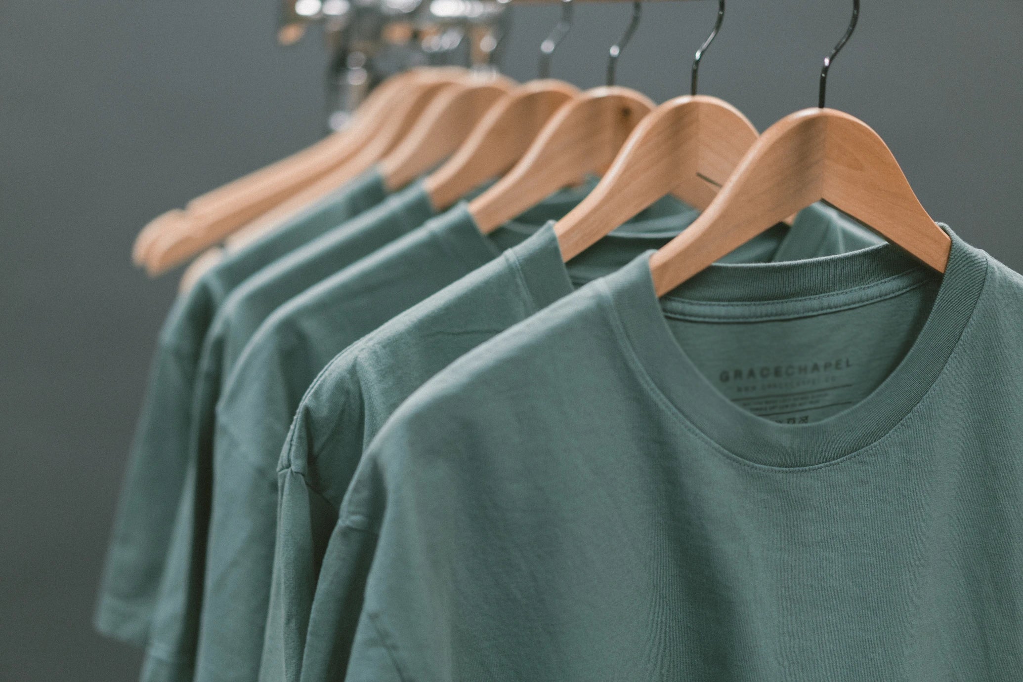 Urban clothing top wholesale vendors